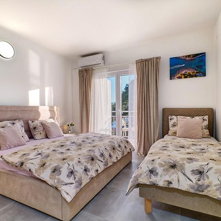Calma Sea View Rooms Mali Lošinj Екстериор снимка