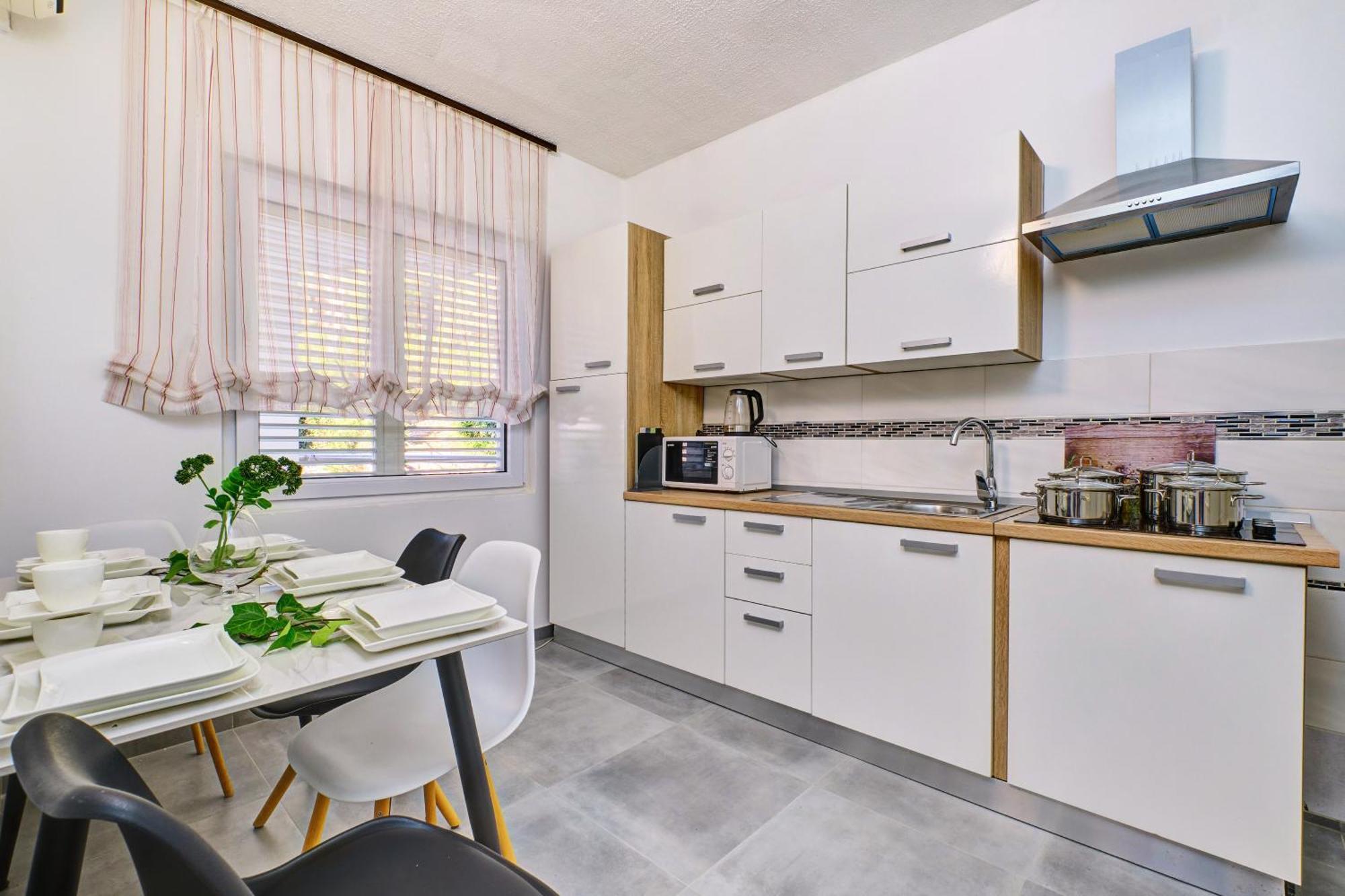 Calma Sea View Rooms Mali Lošinj Екстериор снимка